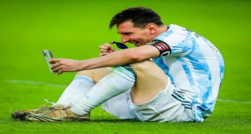 ليس مجرد لقب لميسي.. يتبقى كأس العالم (تقرير)